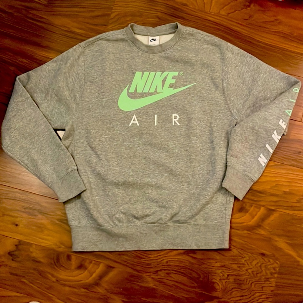 Nike Grey Crewneck, Men’s Size Medium, EUC